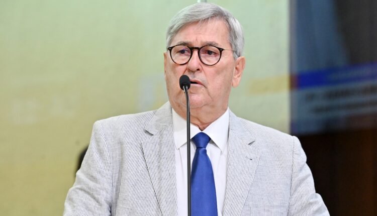 Q9YybfNBmnWgoMlthWBornsnYvbDxLeq35Fca3Y7